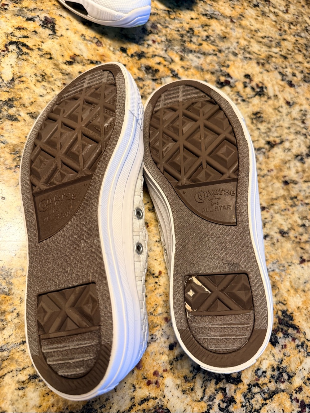 Converse Women's White Woven Low-Top Lace-Up Sneakers size 8 - Picture 5 of 7